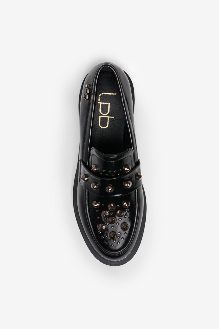 DERBIES CLOUTEES MARLIE