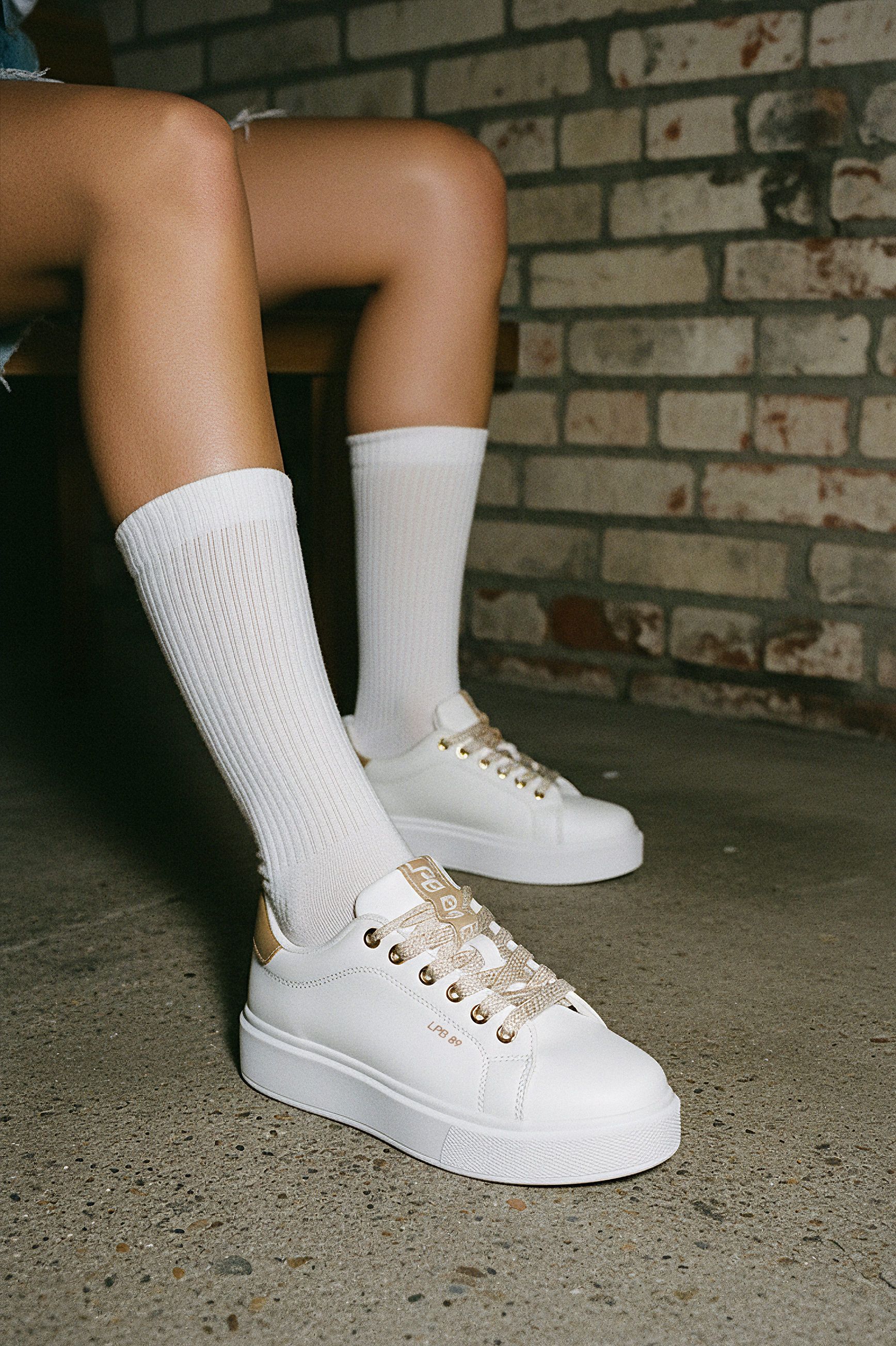 BASKETS BLANCHES MANON