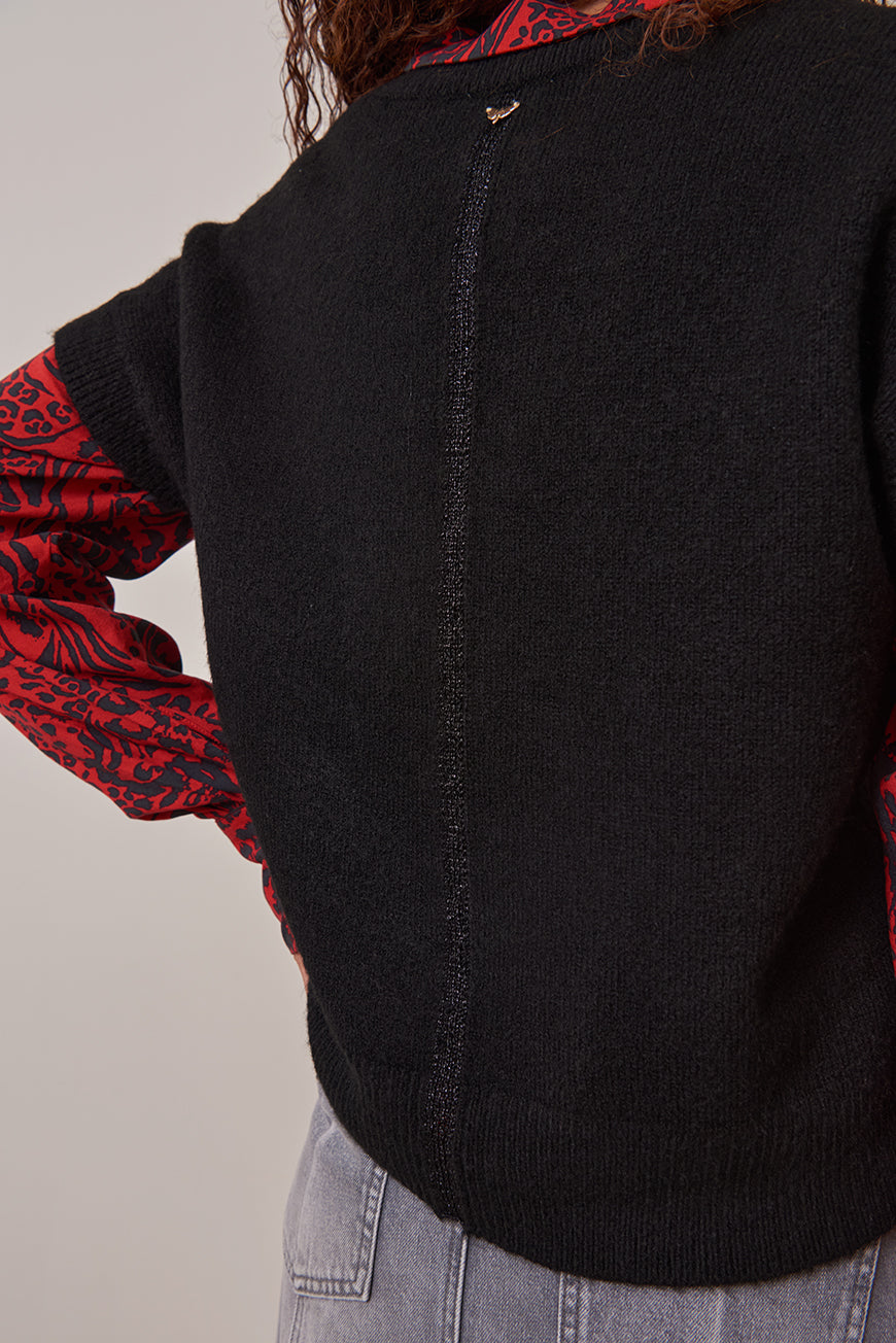 PULL SANS MANCHE JELILA