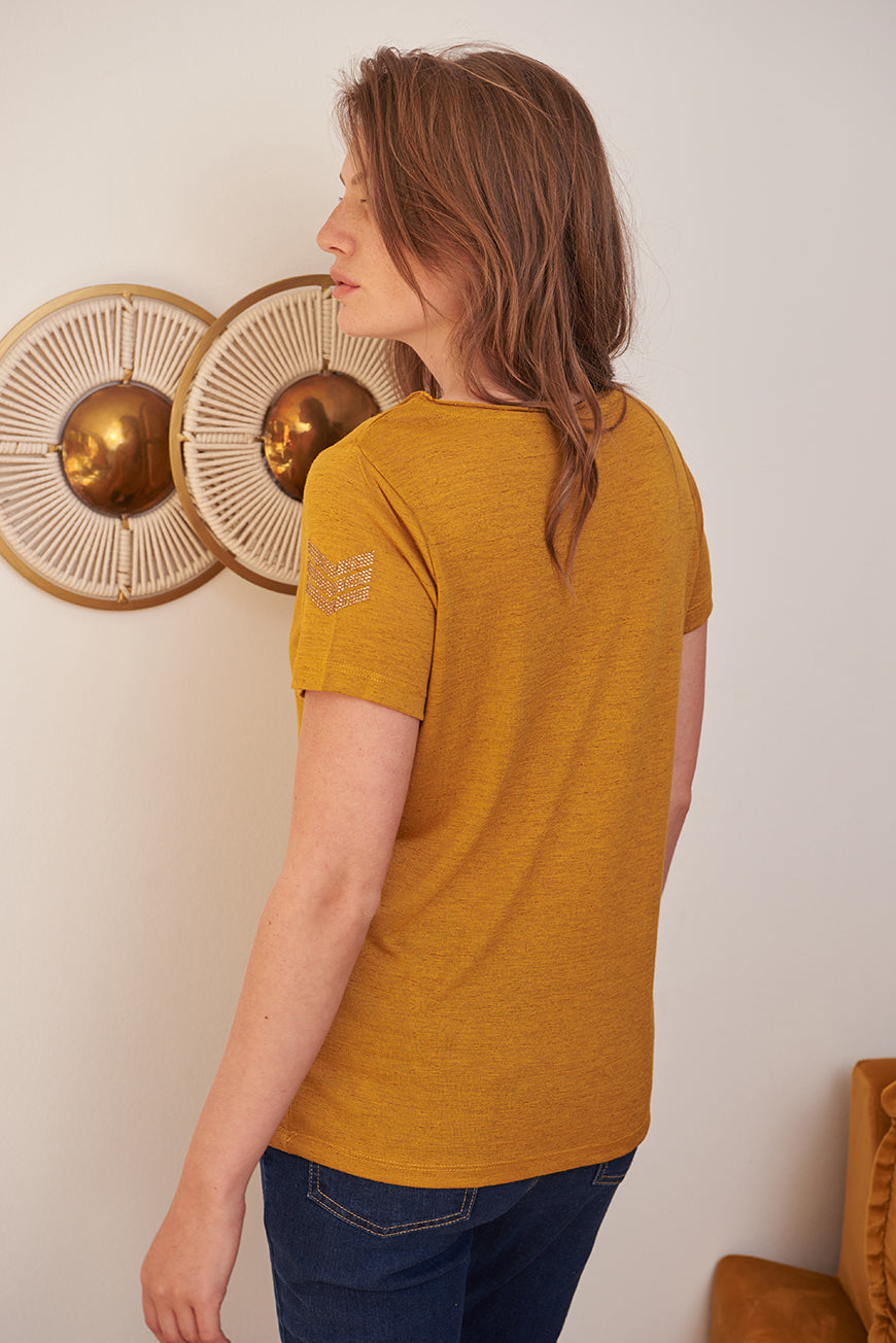 T-SHIRT BRUNILDE