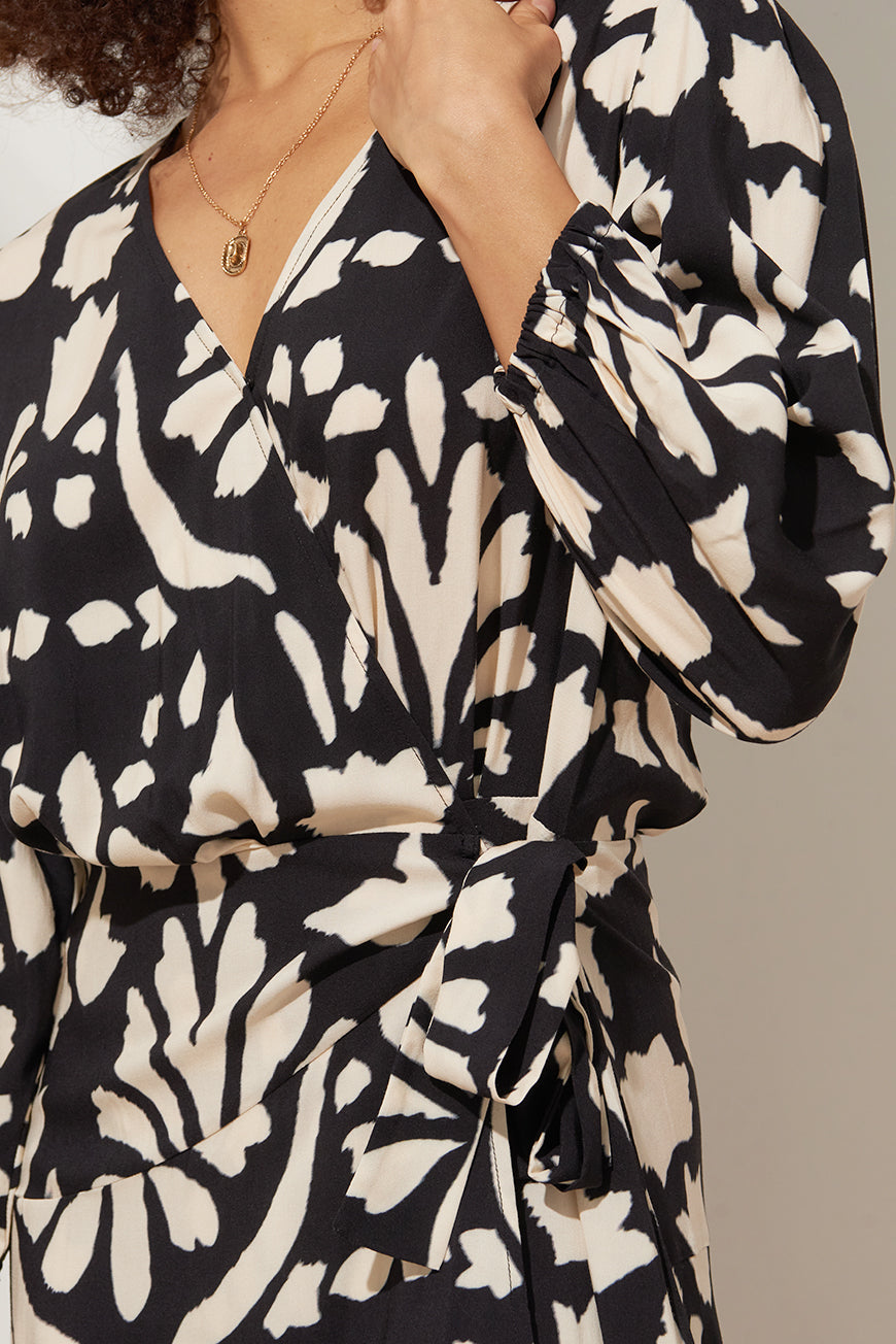 ROBE COURTE CACHE-CŒUR LUCILE