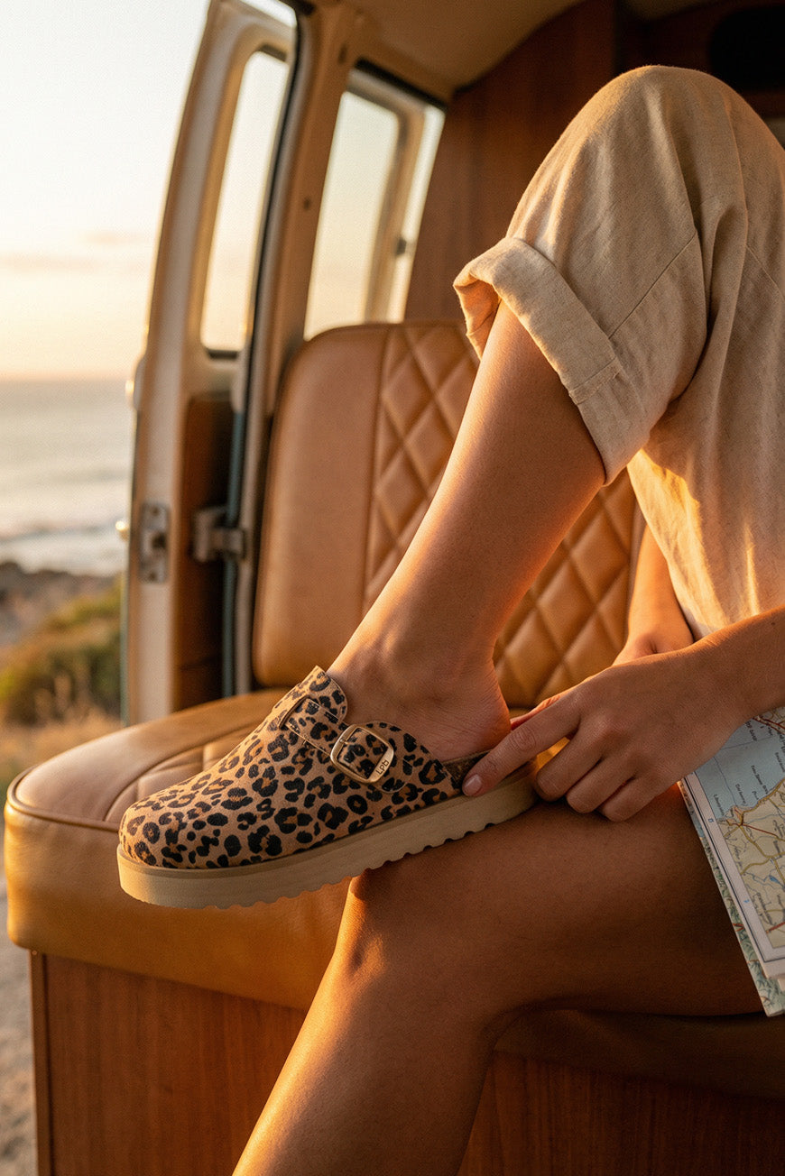 COMPENSEES NADINE LEOPARD SUEDINE