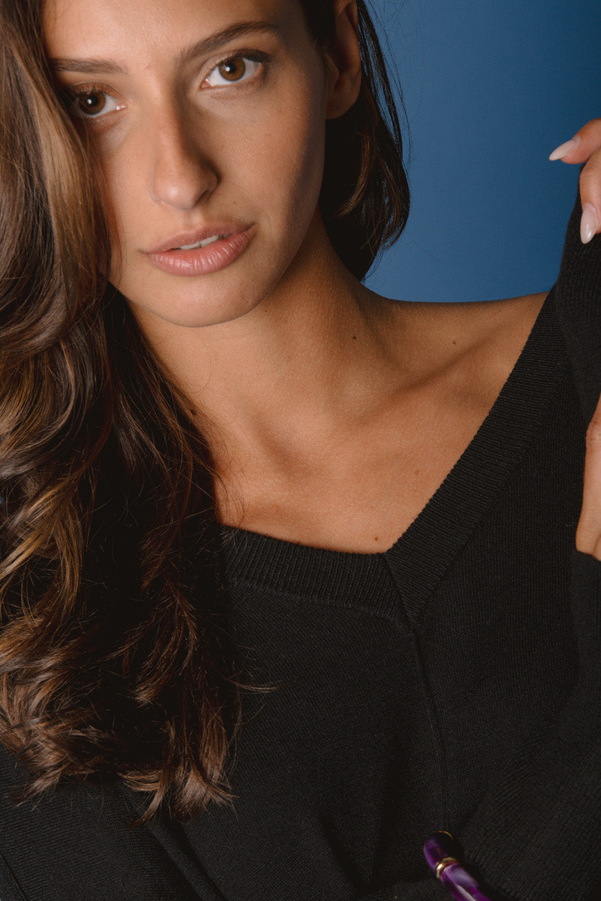 PULL PRETTY NOIR