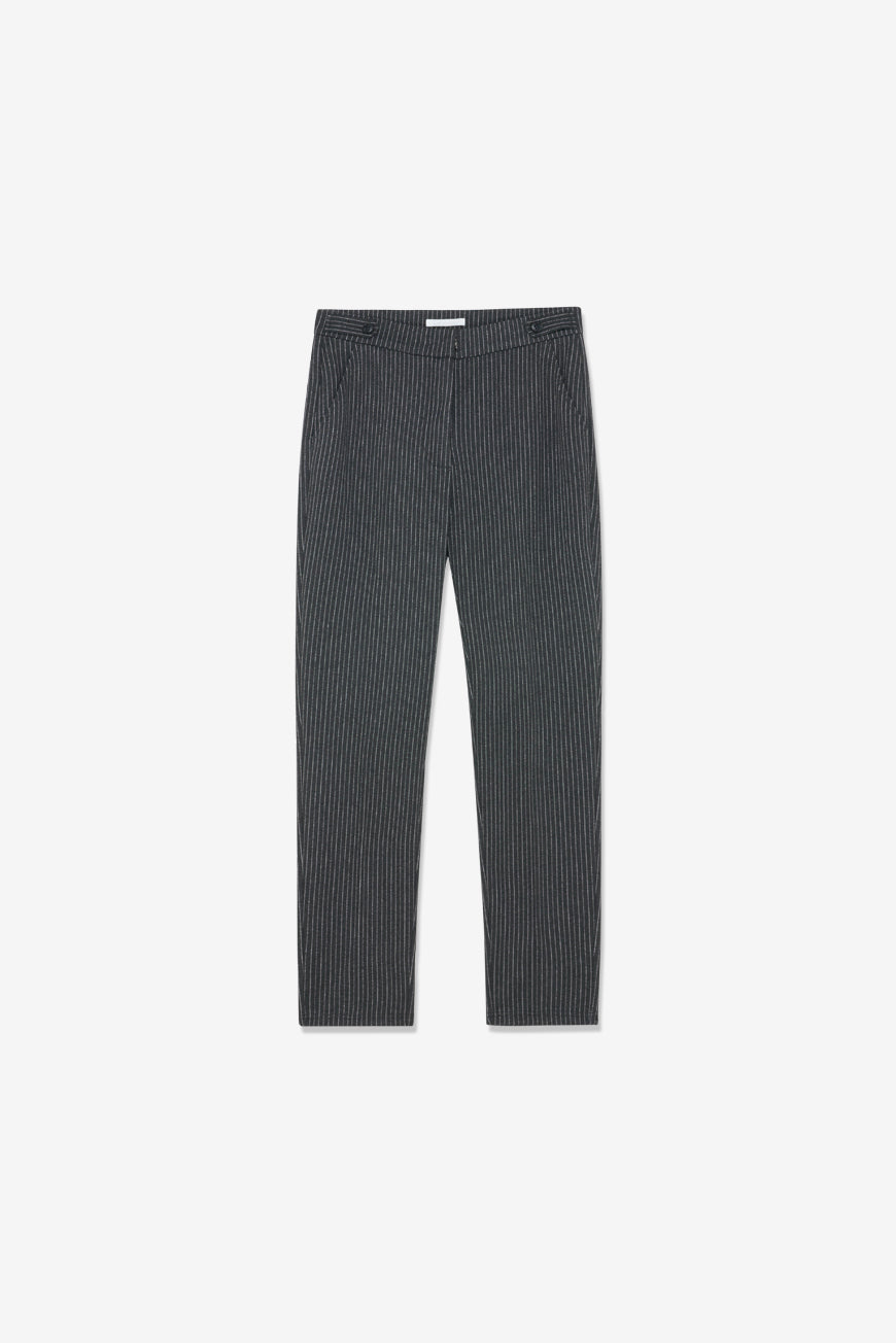Pantalon Perla rayures brillantes gris foncé slim, packshot produit à plat sur fond blanc.