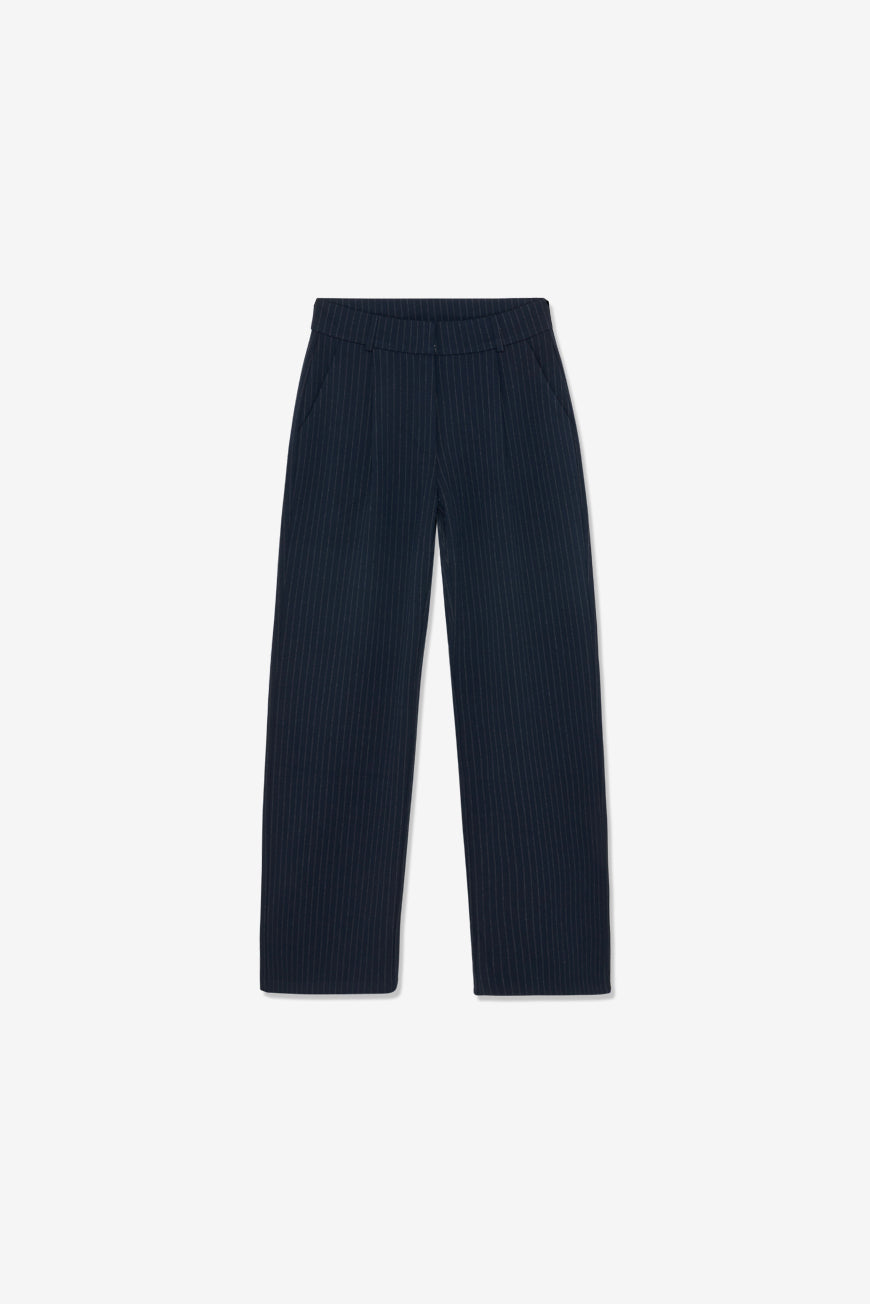 Pantalon Gen imprimé Island marine large à rayures, packshot produit à plat sur fond blanc.