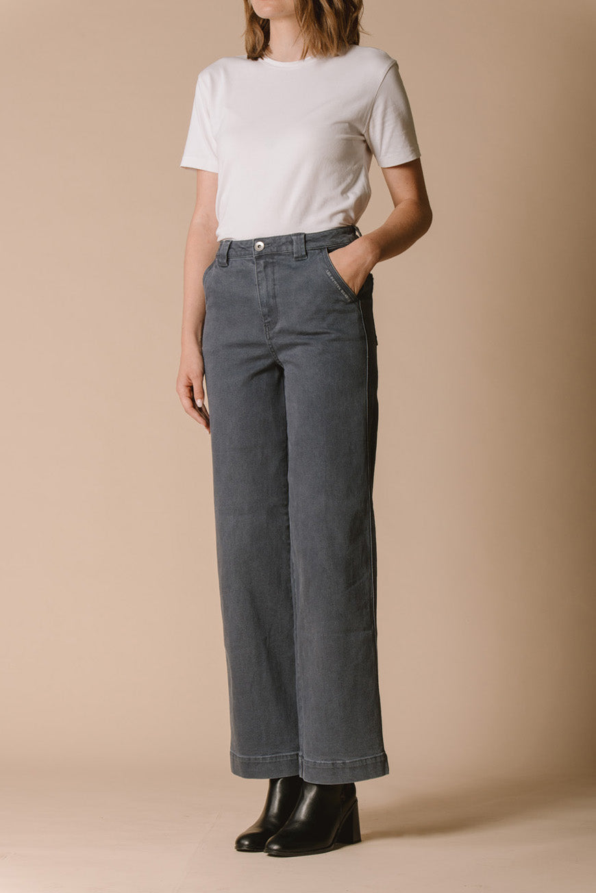 JEAN ISORE DARK GREY