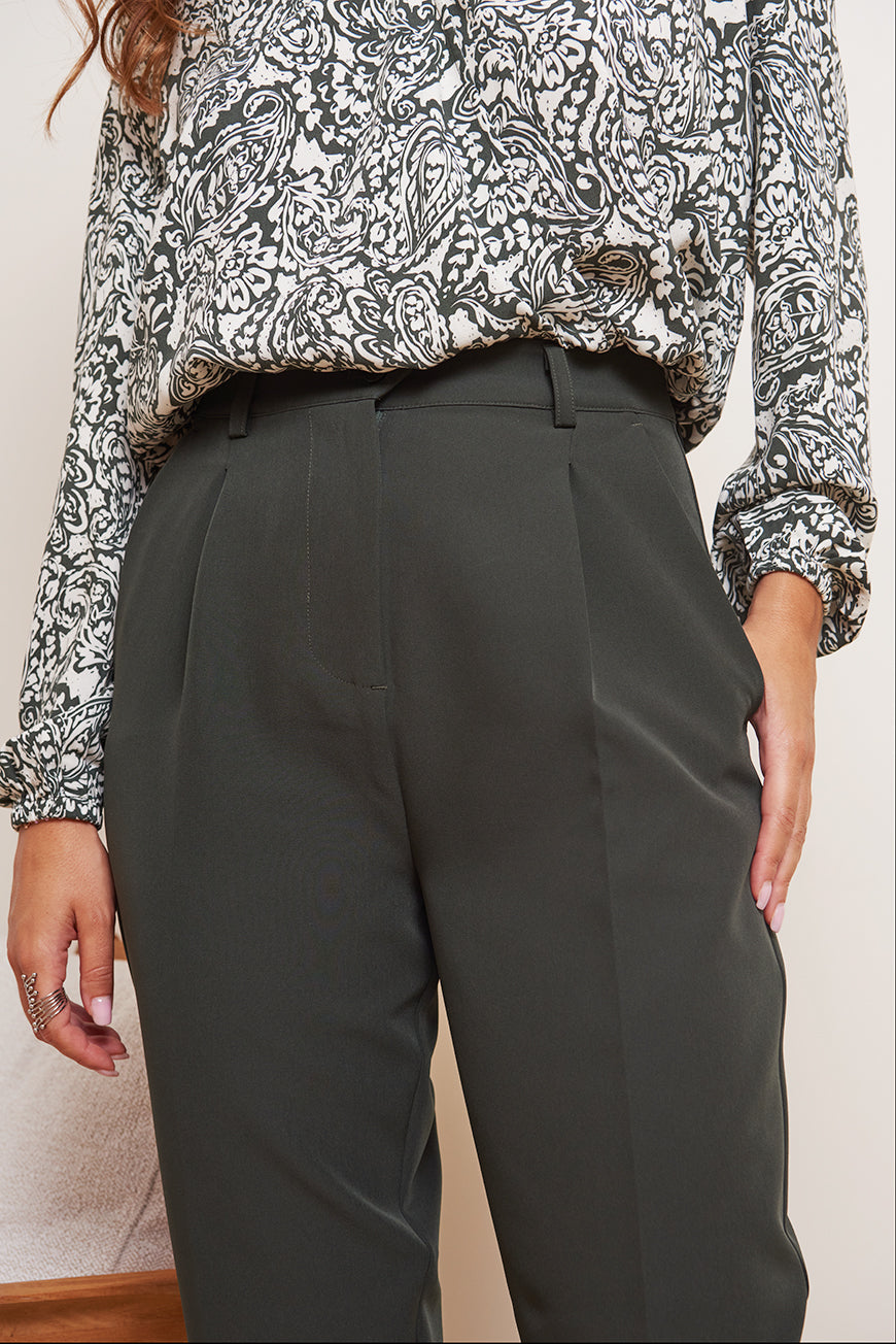 PANTALON A PINCE CLOE