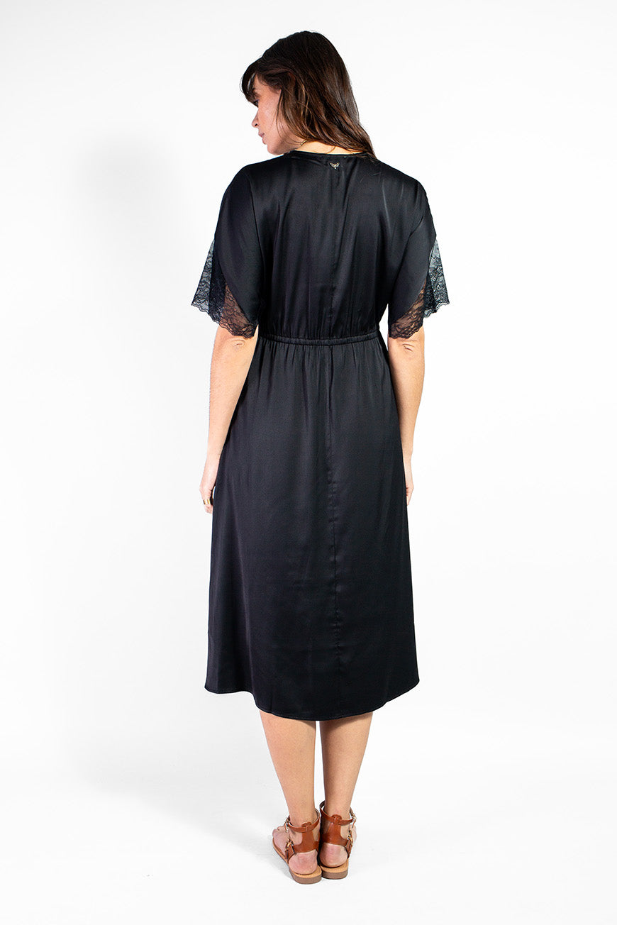 ROBE NAILY NOIR
