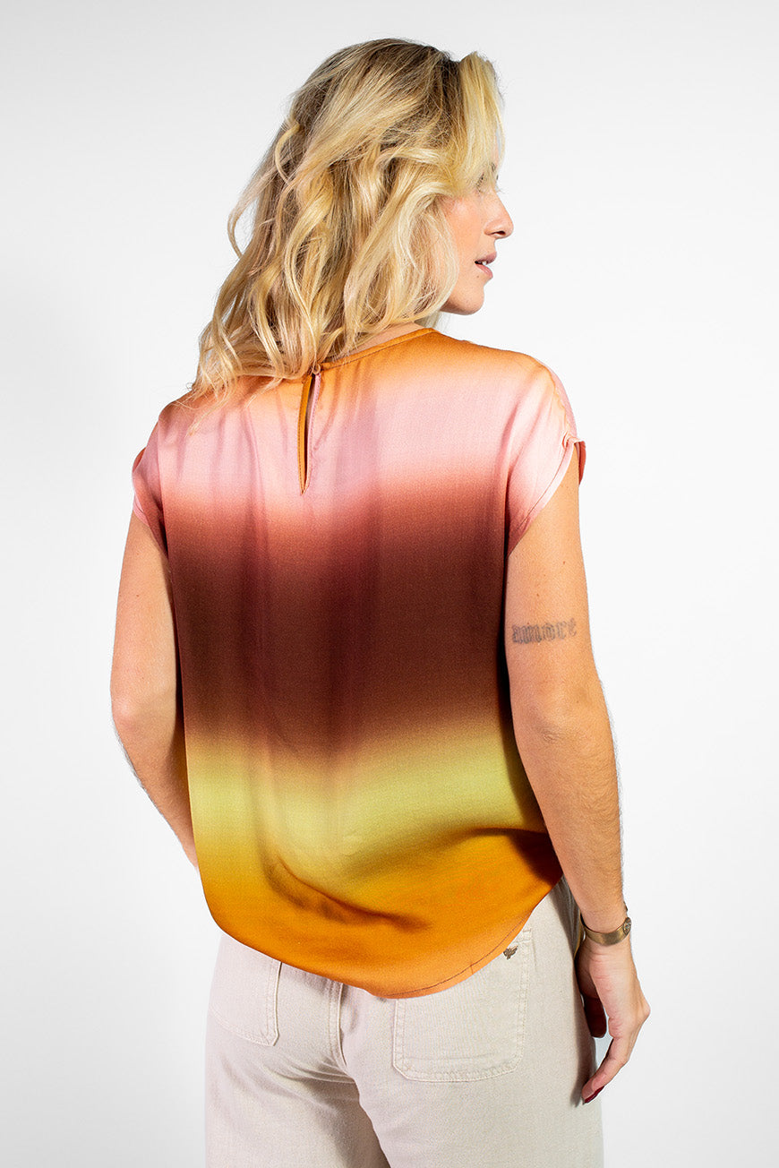 TOP ILOE PRINT ANTIGUA