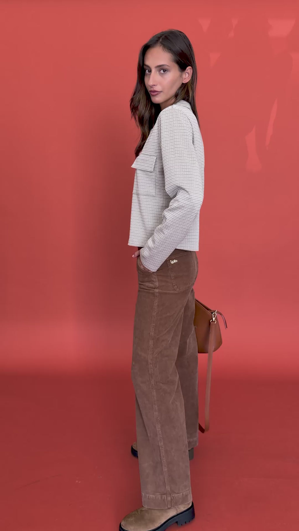Gilet Joliane Islay beige et pantalon Isore choco