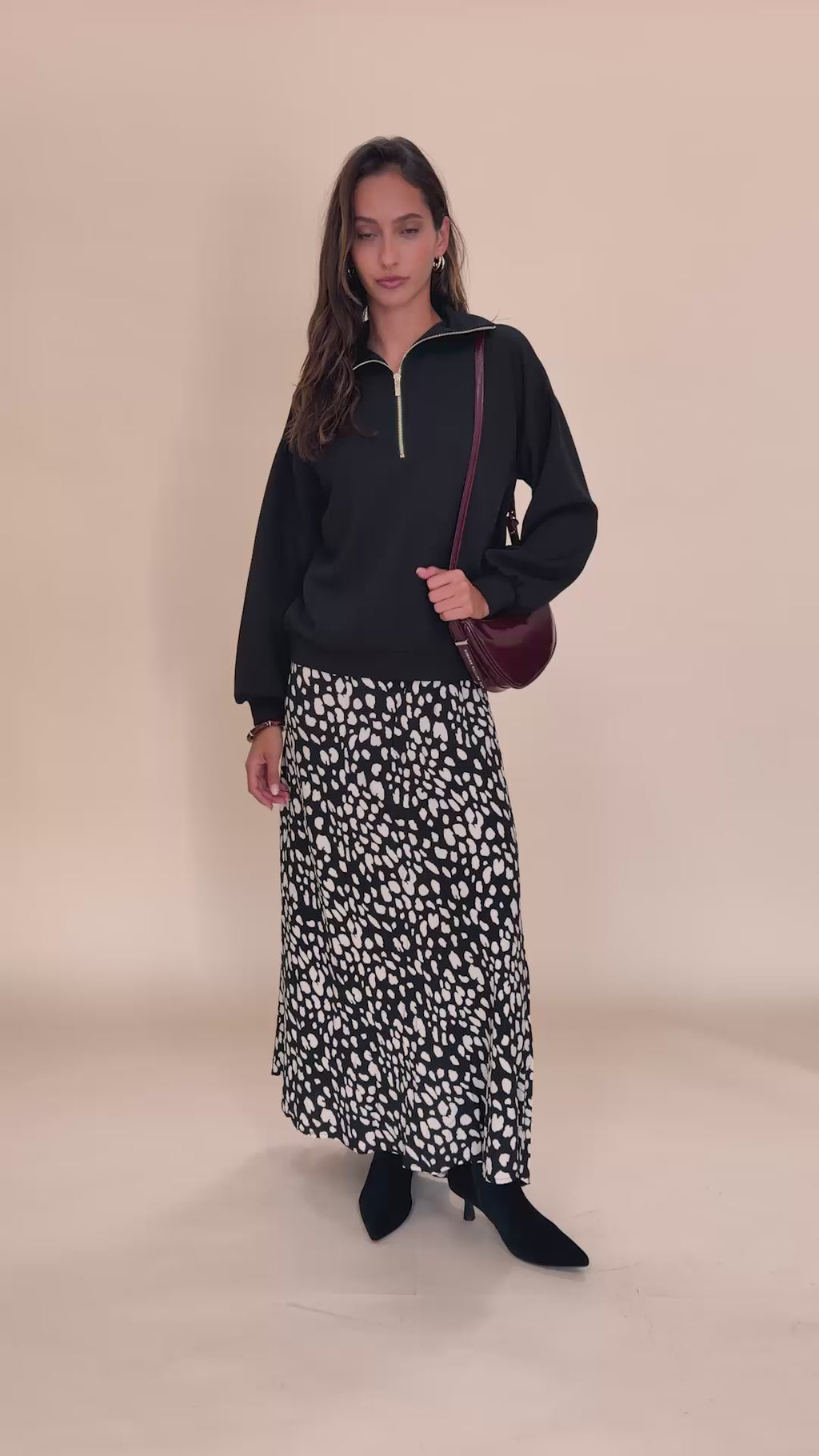 Sweat Pierina noir et jupe Chrystal print Salvia